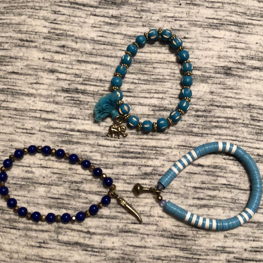 Set of 3 bracelets
